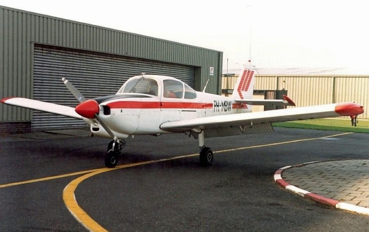 Martinair Vliegschool Fuji FA-200 PH-MBW